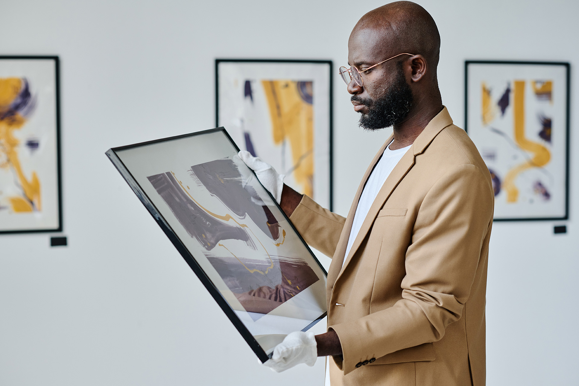 Art, Antiques & Luxury Items